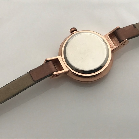 Swiss Made Yuhao Women Watch Rose Gold Small Dial - Picture 4 of 8